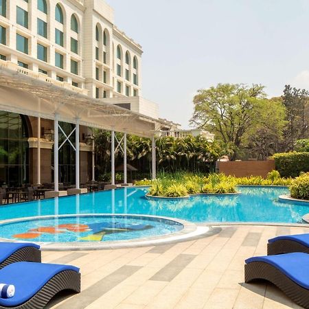 Radisson Blu Plaza Hotel Mysore Exterior foto The Taj Mahal Palace, Mumbai